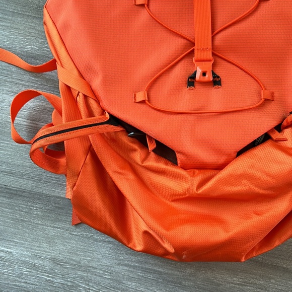 Gregory Women's Vibrant Orange Backpack - Picture 4 of 6